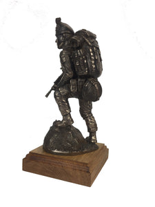 Royal Irish ranger SA80 Caubeen Cold Cast Bronze Military Statue Sculpture