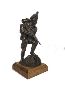 Royal Irish ranger SA80 Caubeen Cold Cast Bronze Military Statue Sculpture